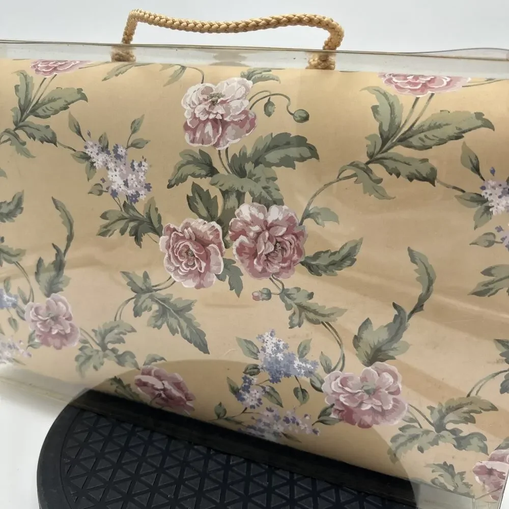 Set of 3 Vintage Gold Fabric Hangers And 10 Scented Drawer Liner Sheets